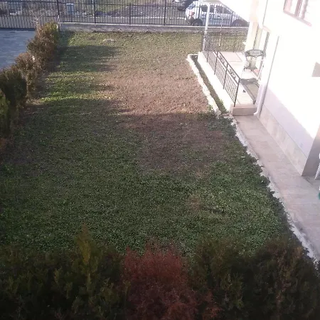 וילה Вили Романтика